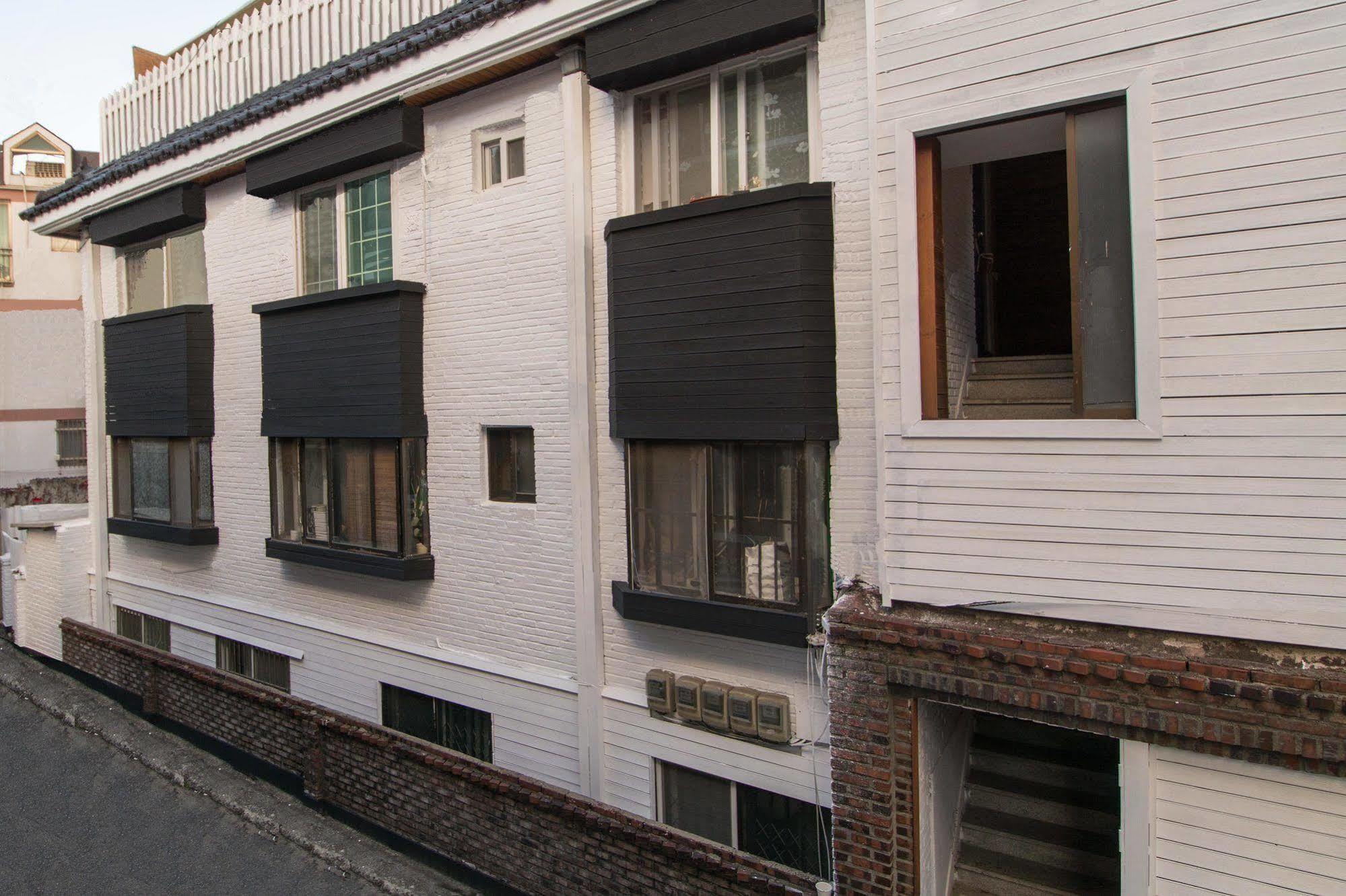 Nanu Guesthouse Black Apartments ソウル特別市 エクステリア 写真